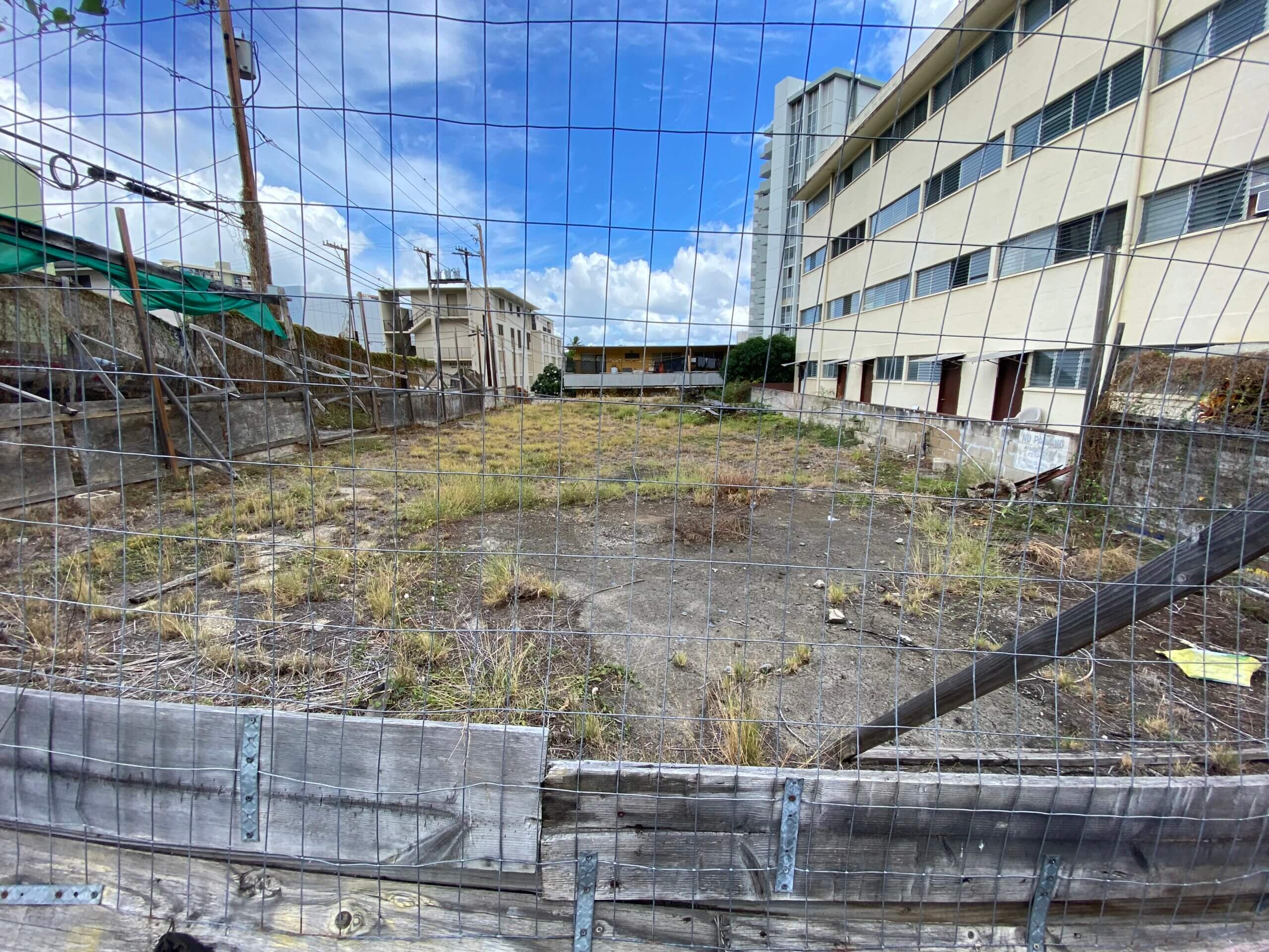 1427 Ernest before construction in 2021